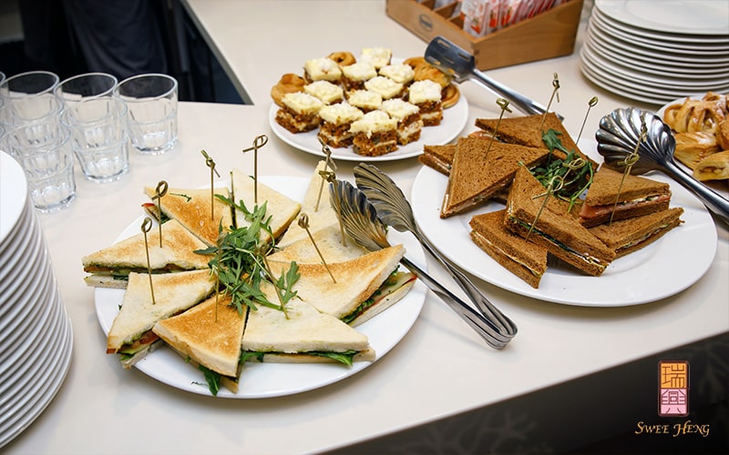 Customisable finger food options from tea break catering